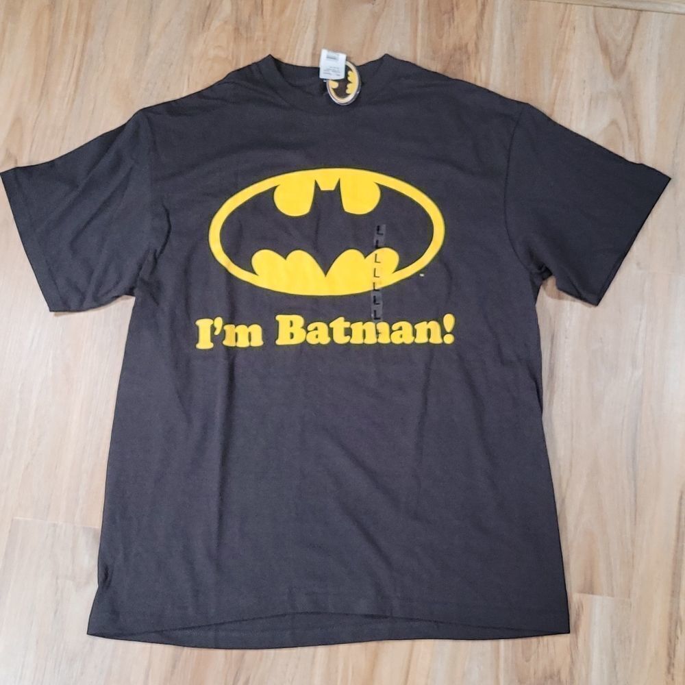 💜NWT DC Comics Black & Yellow "I'm Batman" Short Sleeve Tshirt Large